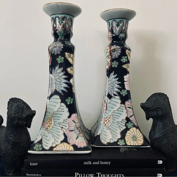 🛑SOLD🛑 A Pair of Vintage Neiman Marcus Candle Holders - Picture 4 of 6